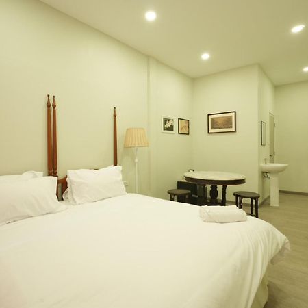 Hidden Dragon X Yaowarat Road Appartement Bangkok Buitenkant foto